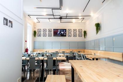 Sant Jordi Hostels Lisbon - image 18