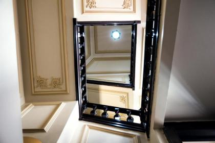 Sant Jordi Hostels Lisbon - image 3