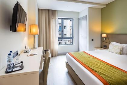 Empire Lisbon Hotel - image 11