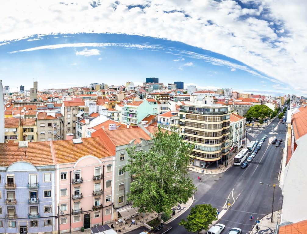 Empire Lisbon Hotel - image 2