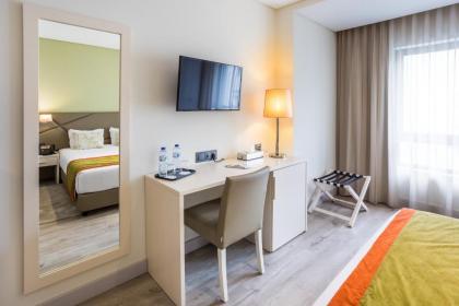 Empire Lisbon Hotel - image 9