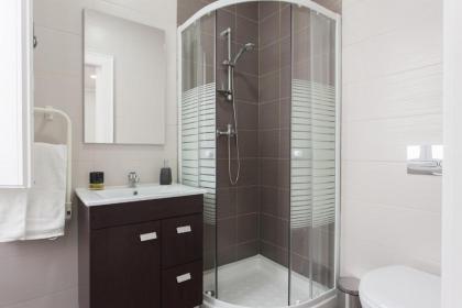 Elite House - image 20