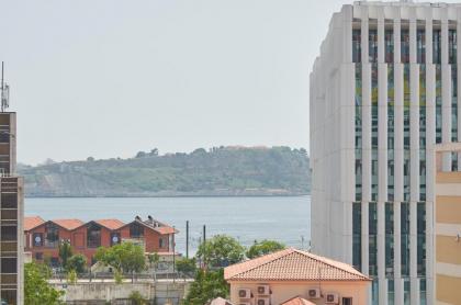 Lisbon Five Stars Apartments Bica - image 4