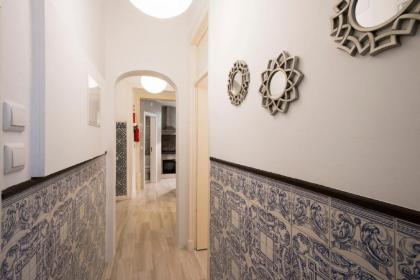Trendy Alcantara Apartment - image 15