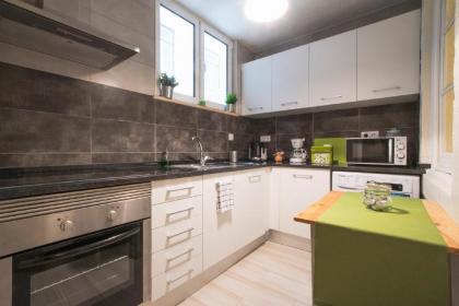 Trendy Alcantara Apartment - image 8