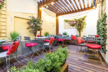 The Lift Boutique Hotel - image 11