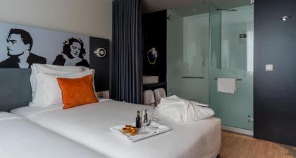 Star inn Lisbon Airport - image 16