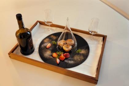 Star inn Lisbon Airport - image 3