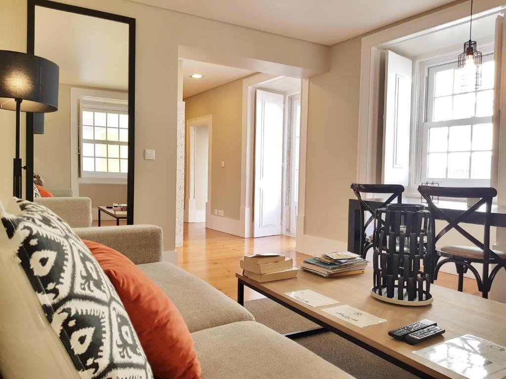 Lisbon Finestay Bica Apartment - image 5
