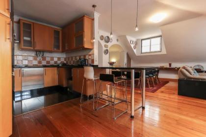Grand Parliament Duplex by Homing - image 15