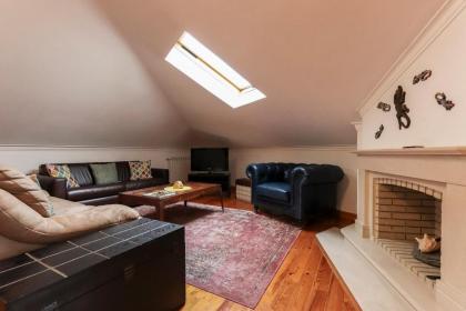 Grand Parliament Duplex by Homing - image 3