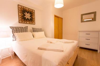 Cosy Chiado by Homing - image 15