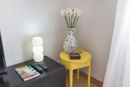 LovelyStay - Charming Marques Flat - image 5