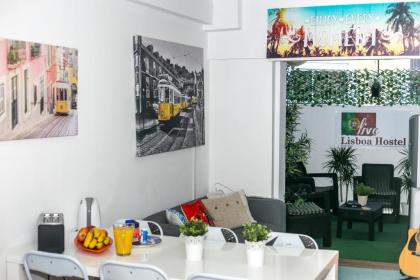 Live Lisboa Hostel - image 14
