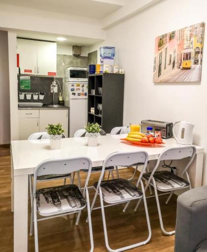 Live Lisboa Hostel - image 8