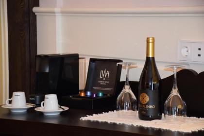 Lisbon Wine Hotel - image 9