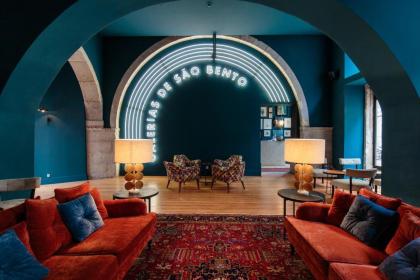 Dear Lisbon - Gallery House - image 1