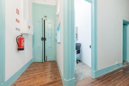 C&O Guest House Lisbon - image 9