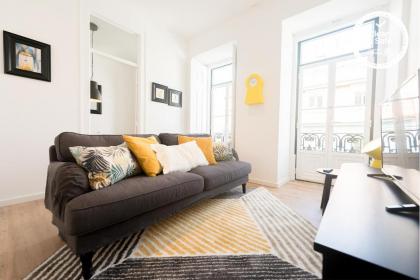 Typical Almirante by Homing - image 1