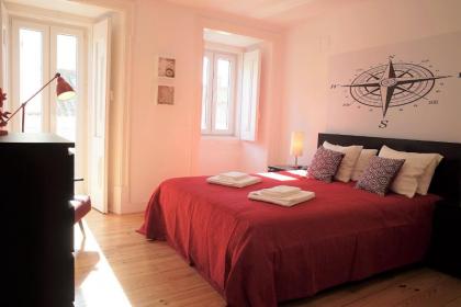 ON Flats - Alfama - image 20