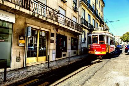 LovelyStay - Full Sky in Chiado - image 16