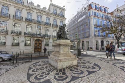 Downtown Chiado by Homing - image 10