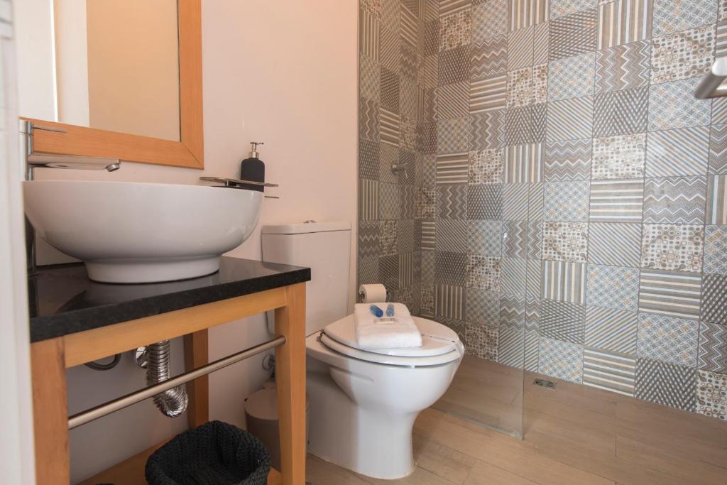 LovelyStay - Bica Patio Duplex - image 3