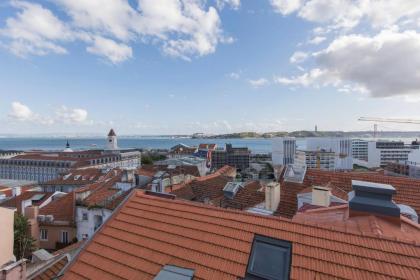LovelyStay - Stunning Penthouse with the best views - image 2