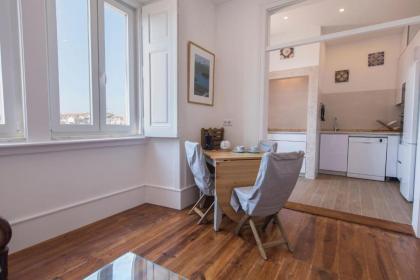 LovelyStay - Comfortable apartment with river views - image 15