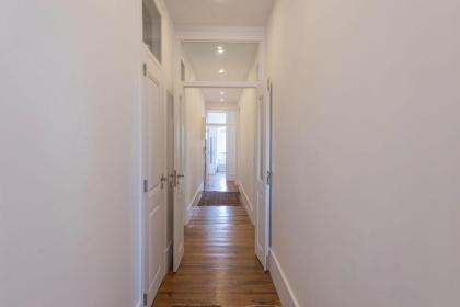 LovelyStay - Comfortable apartment with river views - image 17