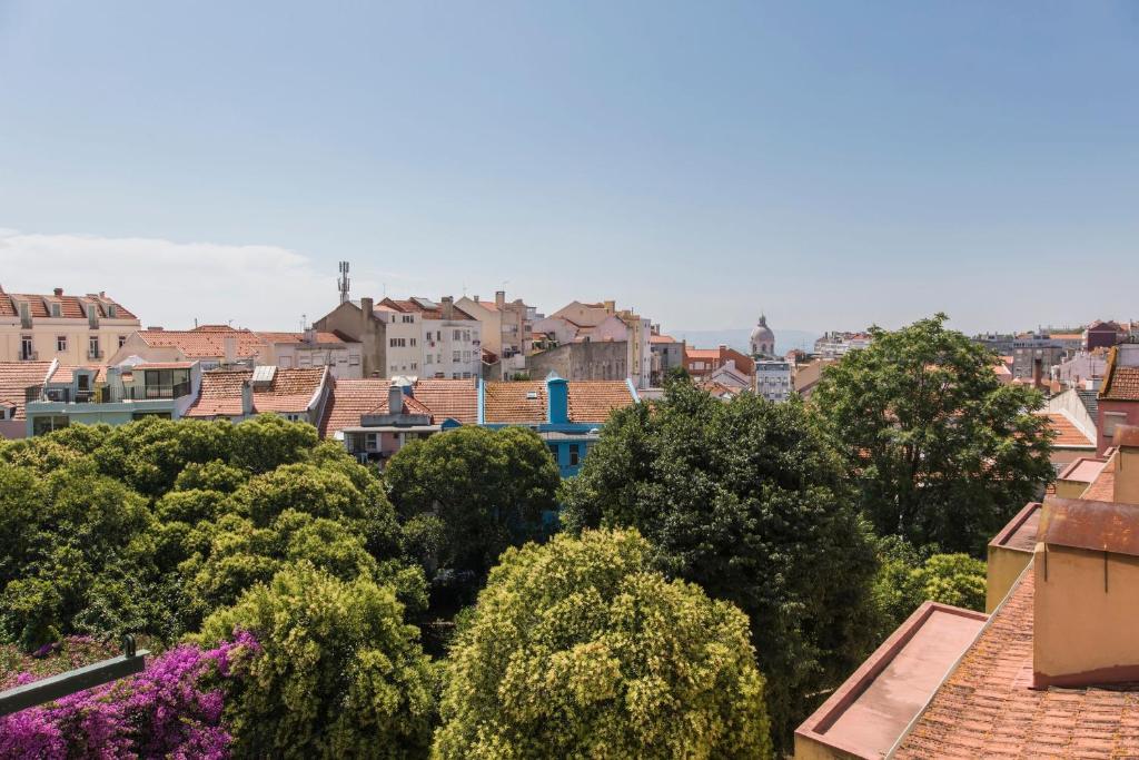 LovelyStay - Comfortable apartment with river views - image 3