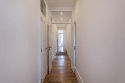 LovelyStay - Comfortable apartment with river views - image 6