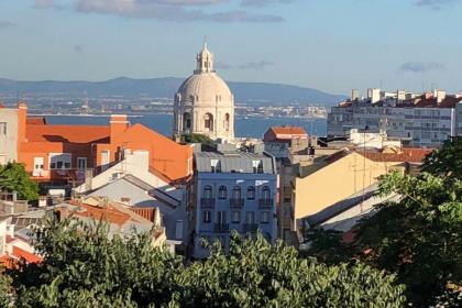 LovelyStay - Comfortable apartment with river views - image 8