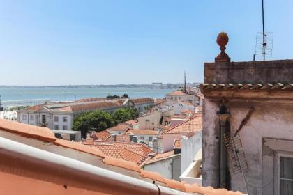 Alfama Suite by Homing - image 11