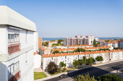 Lisbon Airport Suites - image 17