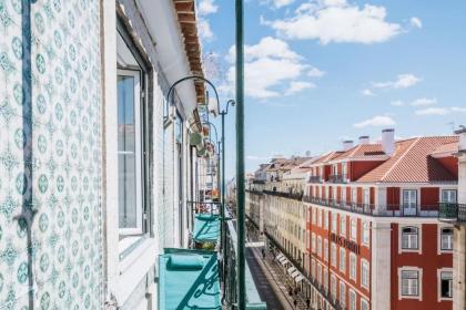 3 Bed River View Apartment in Baixa with balcony - image 10