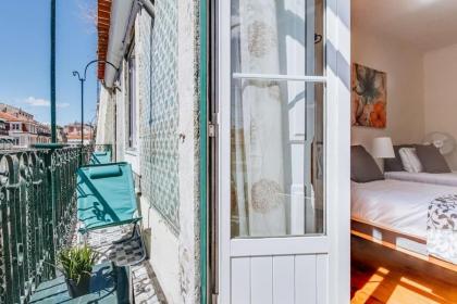 3 Bed River View Apartment in Baixa with balcony - image 14