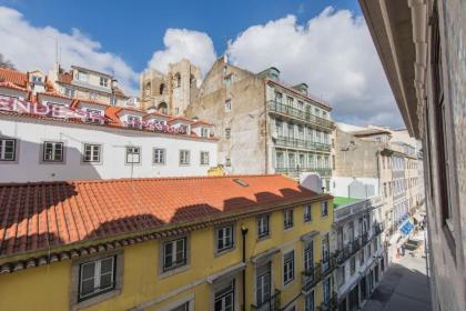 LovelyStay - Fancy Apartment in the heart of Lisbon - image 10