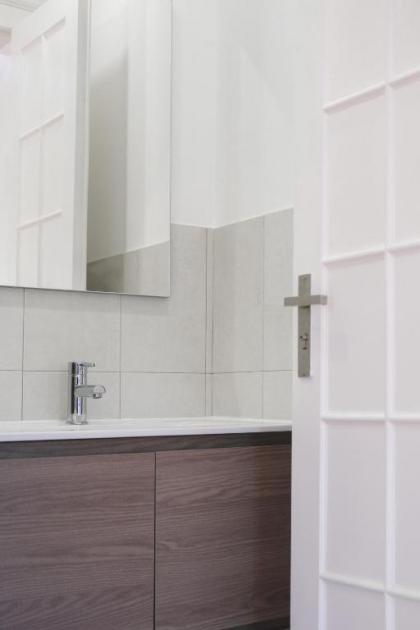 4U Lisbon Airport Suites - image 6
