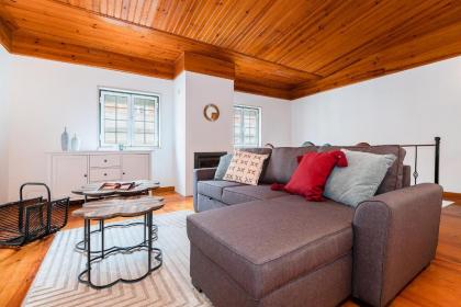 Beautiful Apartment in Lisbon Historial Center - image 1