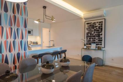 LovelyStay - Modern and colourful flat in the heart of Graça - image 12