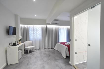 My Charm Lisbon Suites - image 13