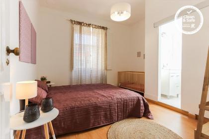 Charming Avenida by Homing - image 1