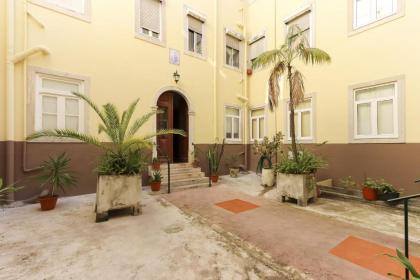 Charming Avenida by Homing - image 8