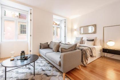 GuestReady - Stylish Baixa Collection Apartment - image 5