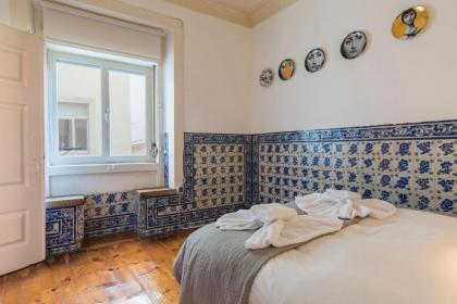LovelyStay - Chiado 2 Bedroom Charm! - image 17