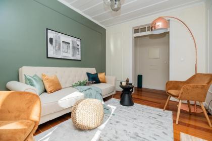 Stunning Apartment in Chiado - Heart of Lisbon - image 15