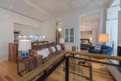 LovelyStay - Cozy Duplex Home in Alfama - image 18