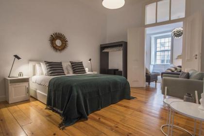 LovelyStay - Spacious 2BR Downtown - 5 min to River - image 11