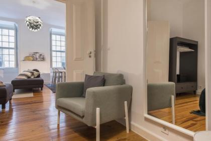 LovelyStay - Spacious 2BR Downtown - 5 min to River - image 6